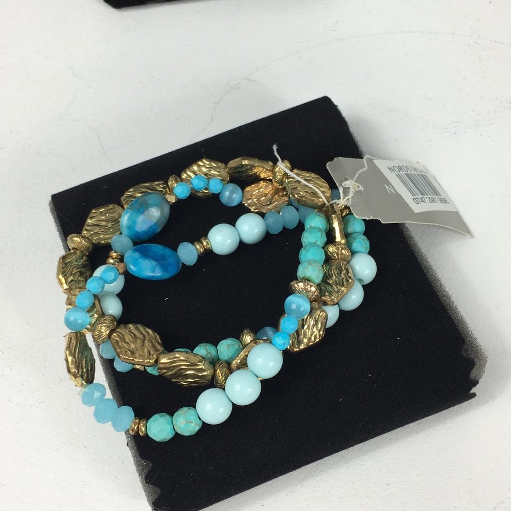 NEW Nordstrom Bracelet Turquoise Color Beaded Gold